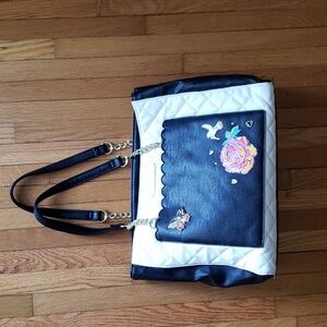 Large Betsey Johnson Bag Convertible  NWOT